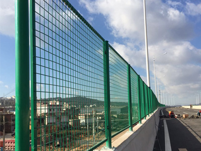 山東橋梁護(hù)欄網(wǎng)