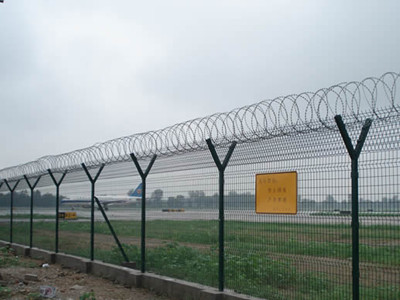 機(jī)場(chǎng)護(hù)欄網(wǎng)